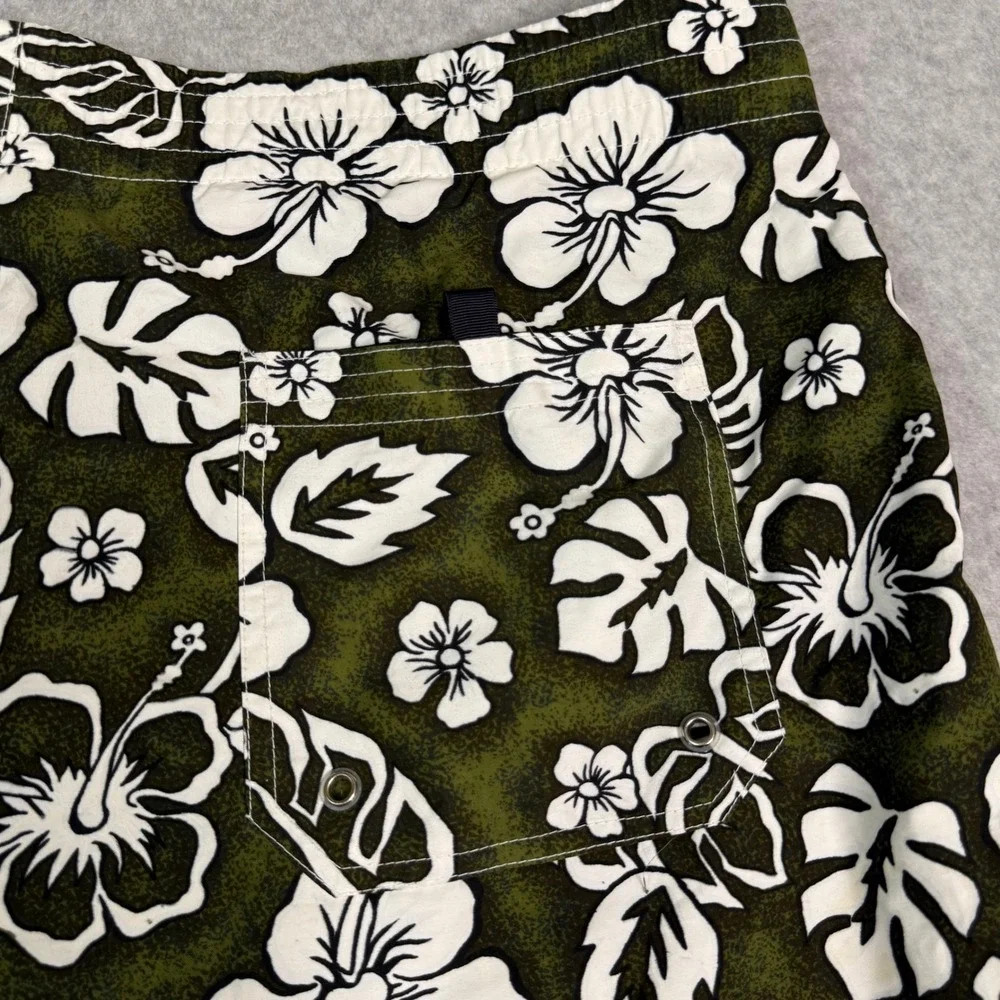 Hard Rock Hotel Las Vegas Mens Board Shorts Green White Hibiscus Floral Swim‎ 34